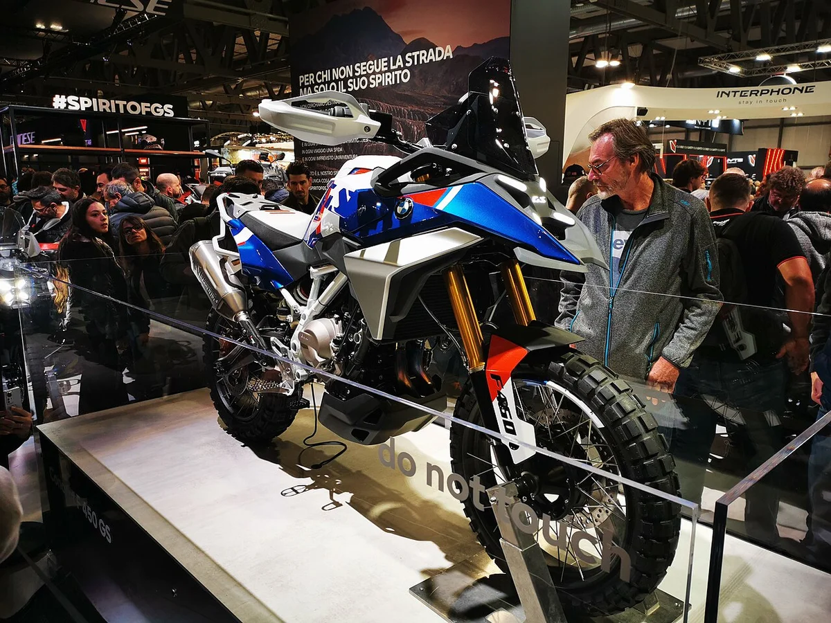 이탈리아 EICMA에 전시된 BMW 모토라드 F 450 GS
