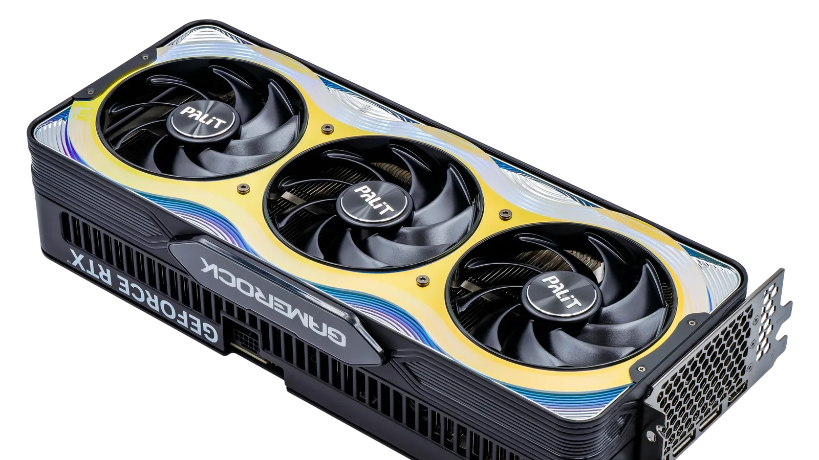 3연 팬을 단 지포스 RTX 5090 그래픽카드