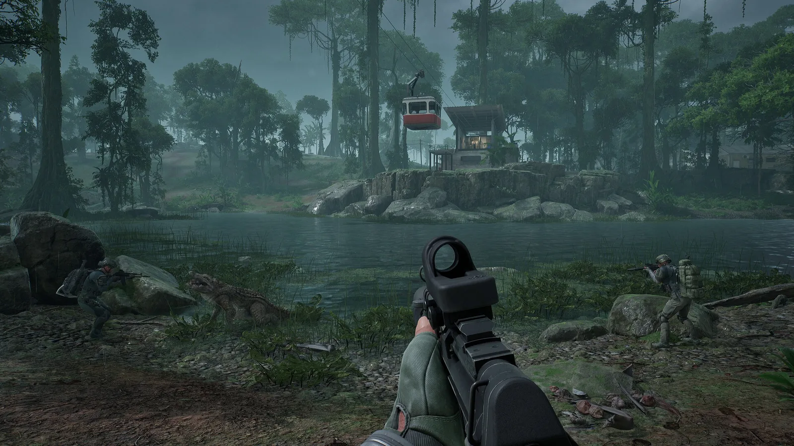 PUBG 블랙 버짓 스팀 스토어 스크린샷 - 안개가 낀 열대 호수 가장자리에서 소총을 든 1인칭 시점 너머로 케이블카와 감시 건물이 보이는 장면