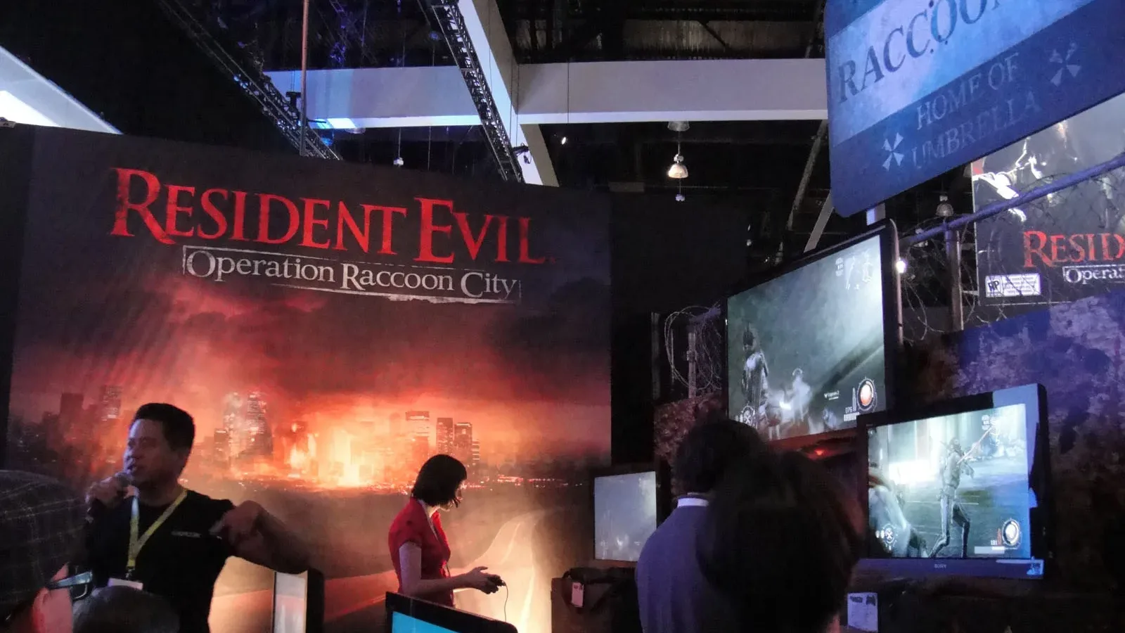 E3 2011 캡콤 부스의 레지던트 이블 오퍼레이션 라쿤 시티 전시